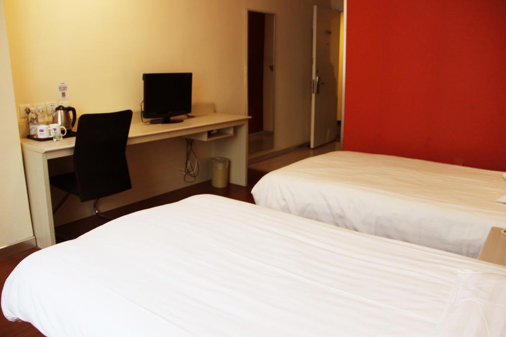 Hanting Express Wuxi Xihu Road Уси Стая снимка